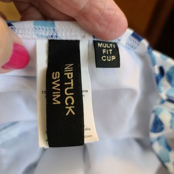 Niptuck Beautiful One Piece - Picture 5 of 8